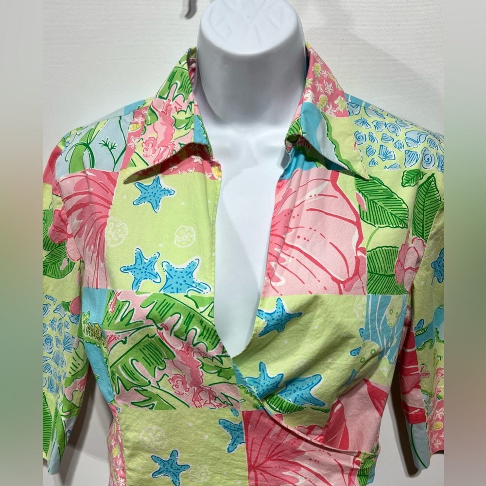 Lilly Pulitzer Patchwork Floral Seashell Wrap Top… - image 3